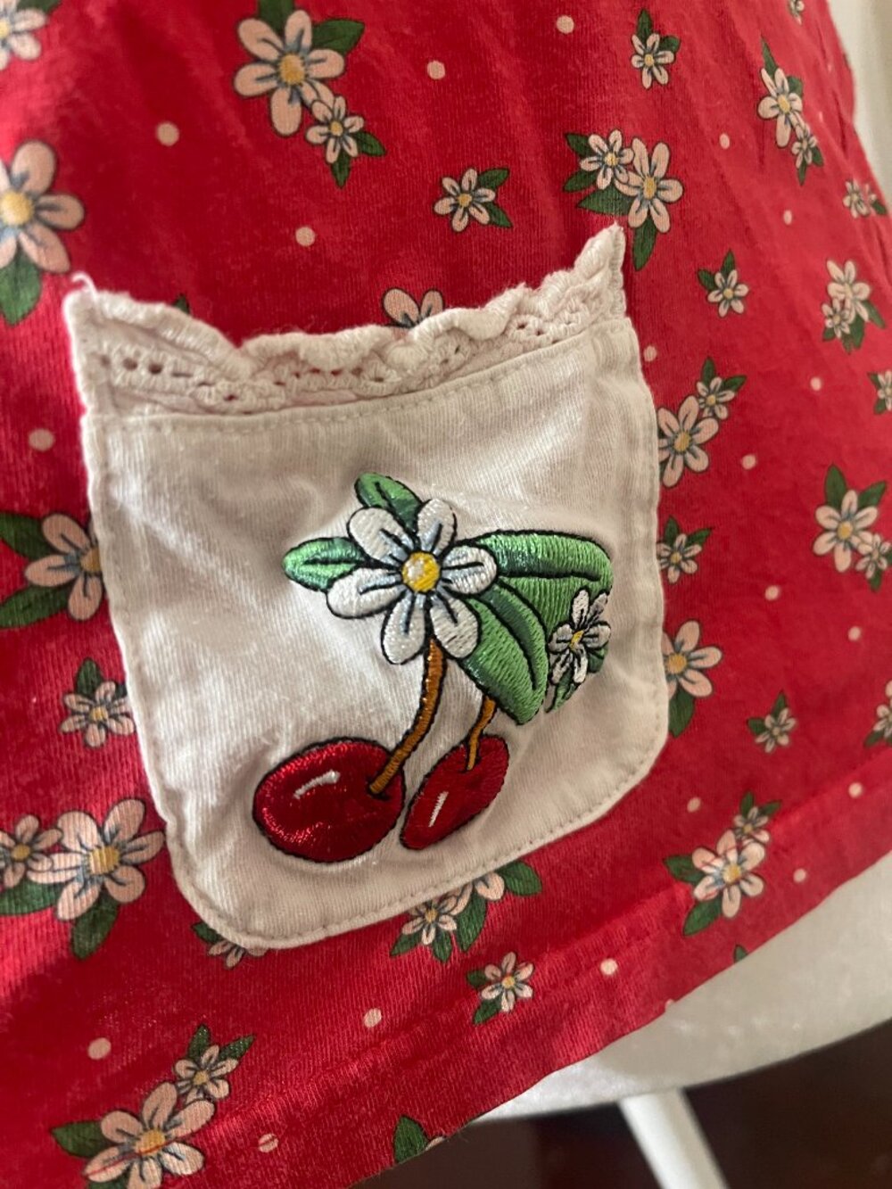 Vintage 90s Mary Engelbreit DreamWear Cherry Cotton Top L - Picture 2 of 9